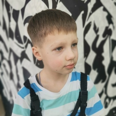 Стрижка детская(до 10 лет)классическая.