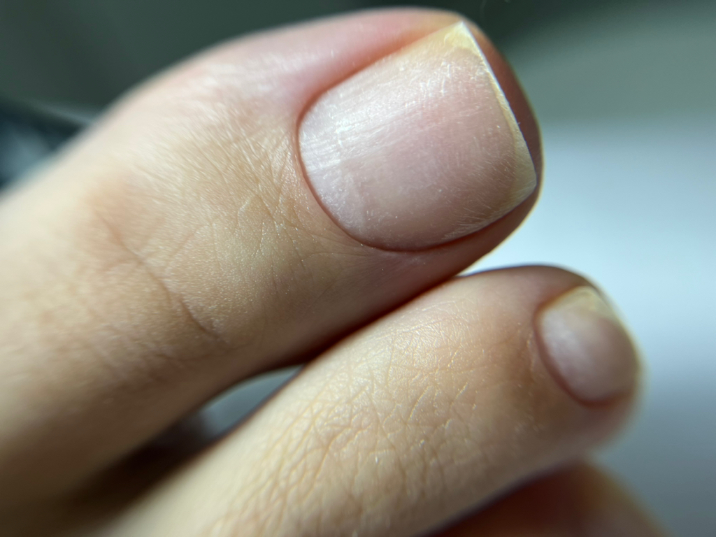 Педикюр (пальцы)  без покрытия