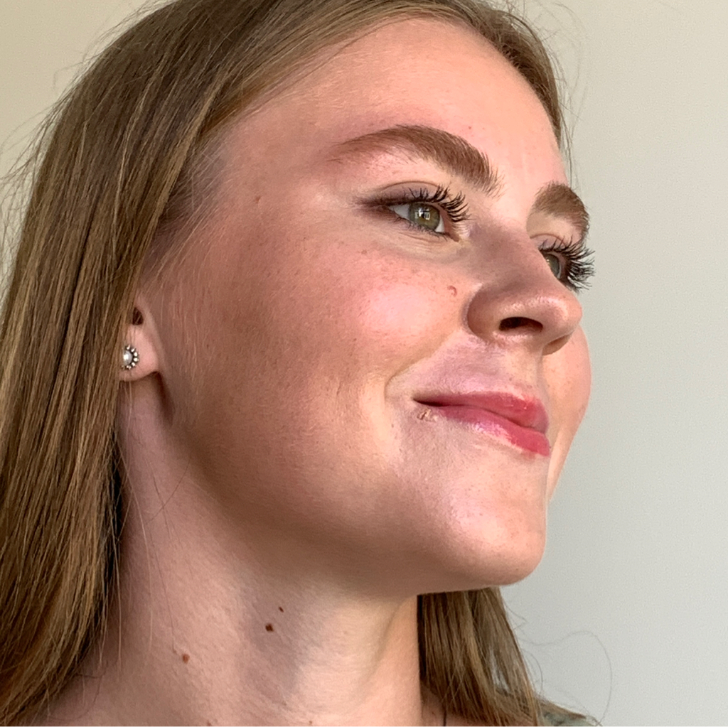 Осветление бровей + коррекция (окрашивание и organic brow- по необходимости)