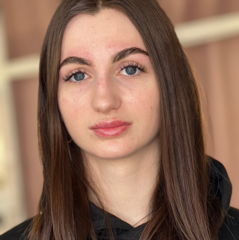 Долговременная укладка бровей (с окрашиванием)