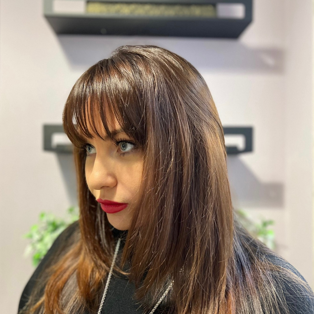 Стрижка челки