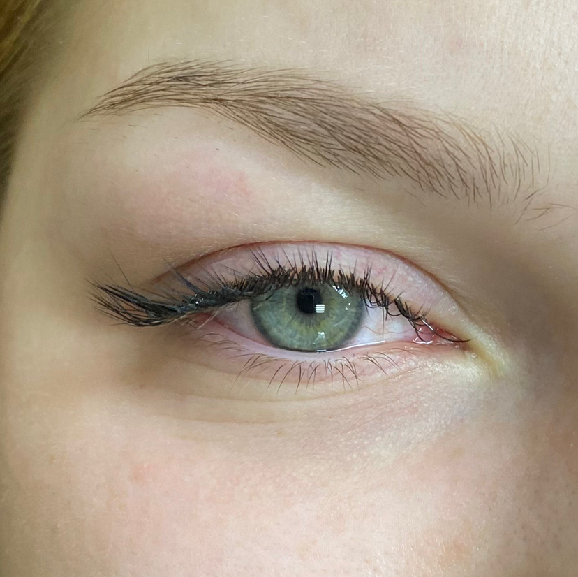 Наращивание ресниц классика