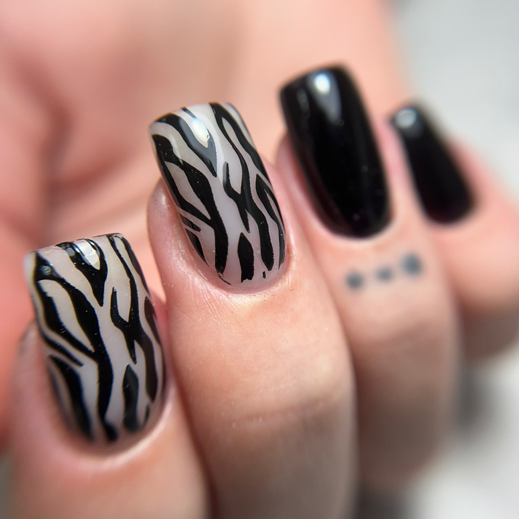 3 Коррекция наращенных ногтей с покрытием гель-лак