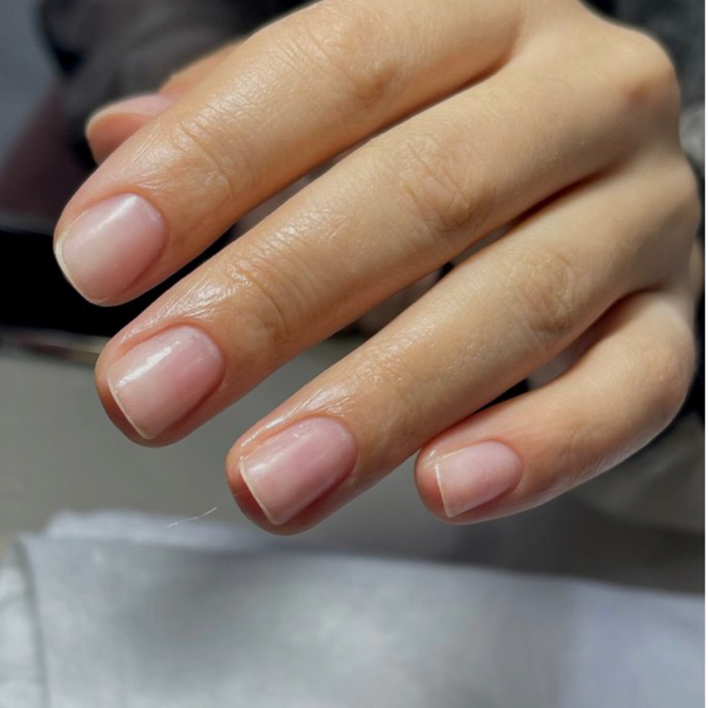 1.3 Маникюр женский без покрытия