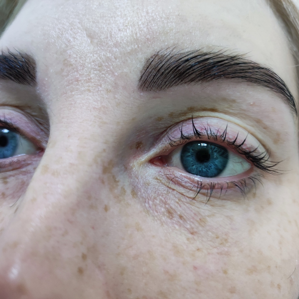 Окрашивание бровей хной + оформление