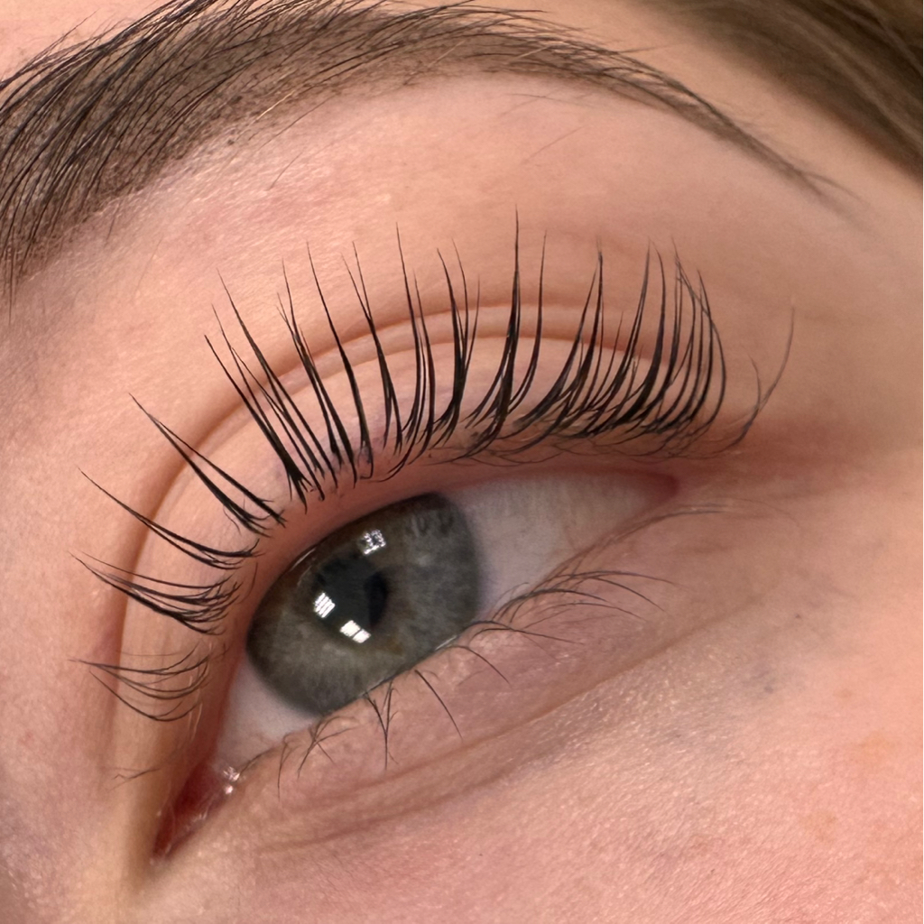 Ламинирование ресниц