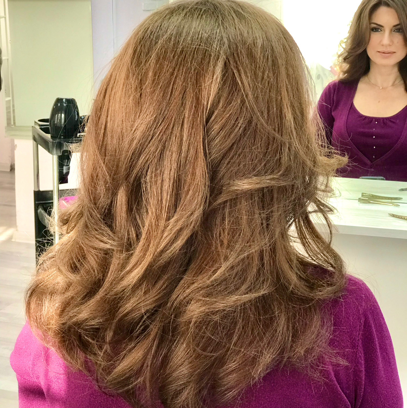 Стрижка женская длинный волос(до лопаток),  (мытьё не входит в стоимость )