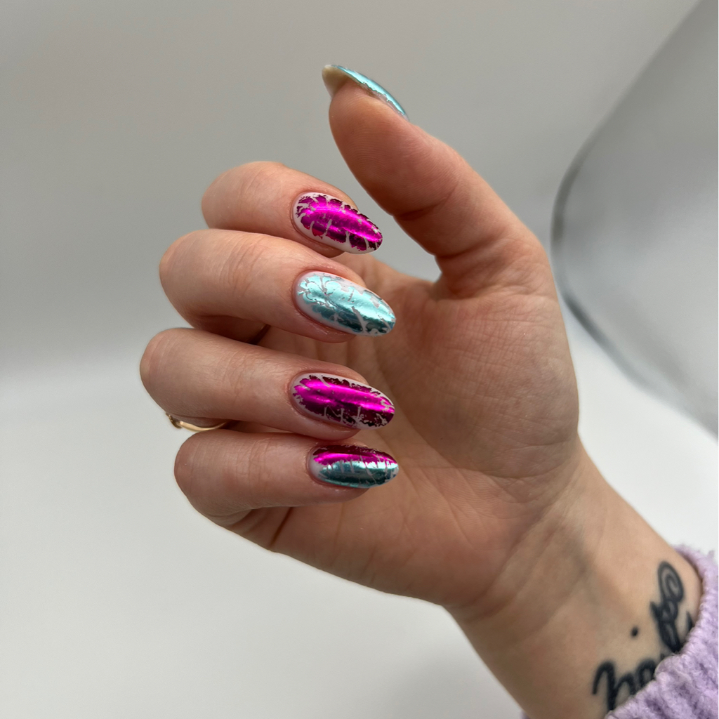 Маникюр с покрытием гель-лак