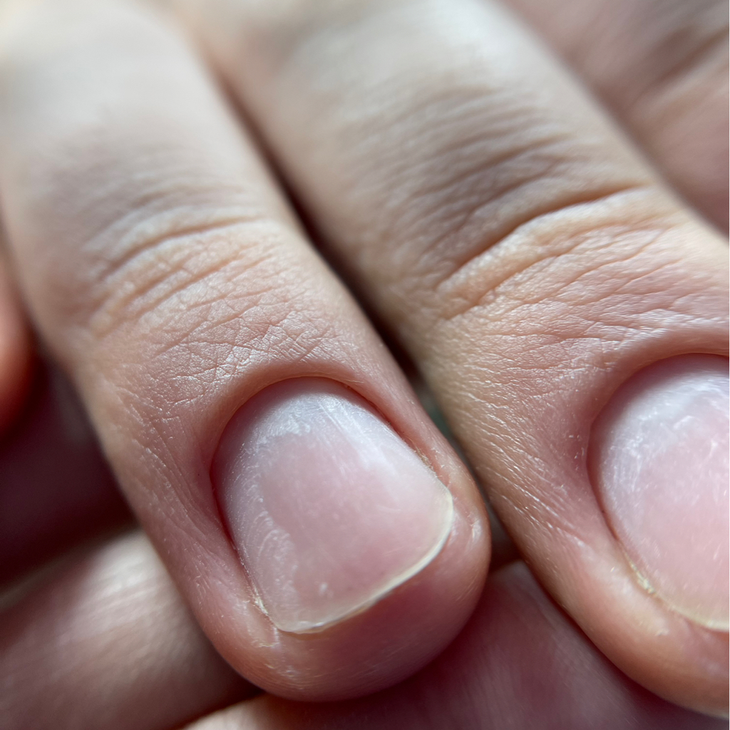 Маникюр без дальнейшего покрытия