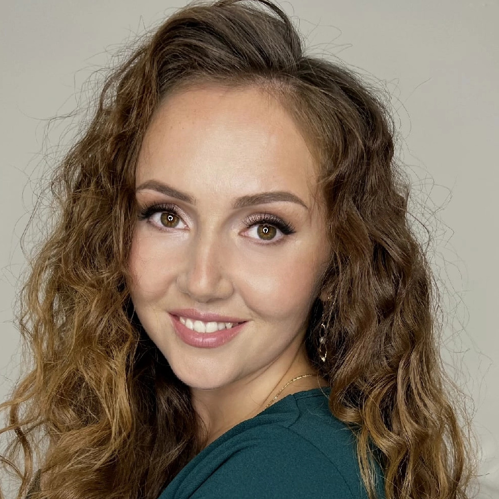 Николаева Виктория