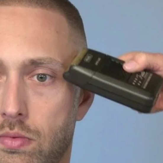 Бритье головы шейвером