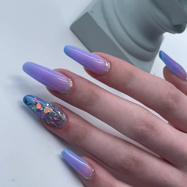 Наращивание ногтей