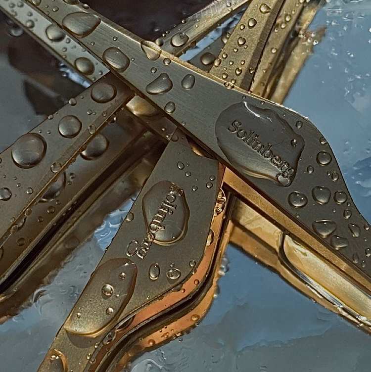 Коррекция бровей