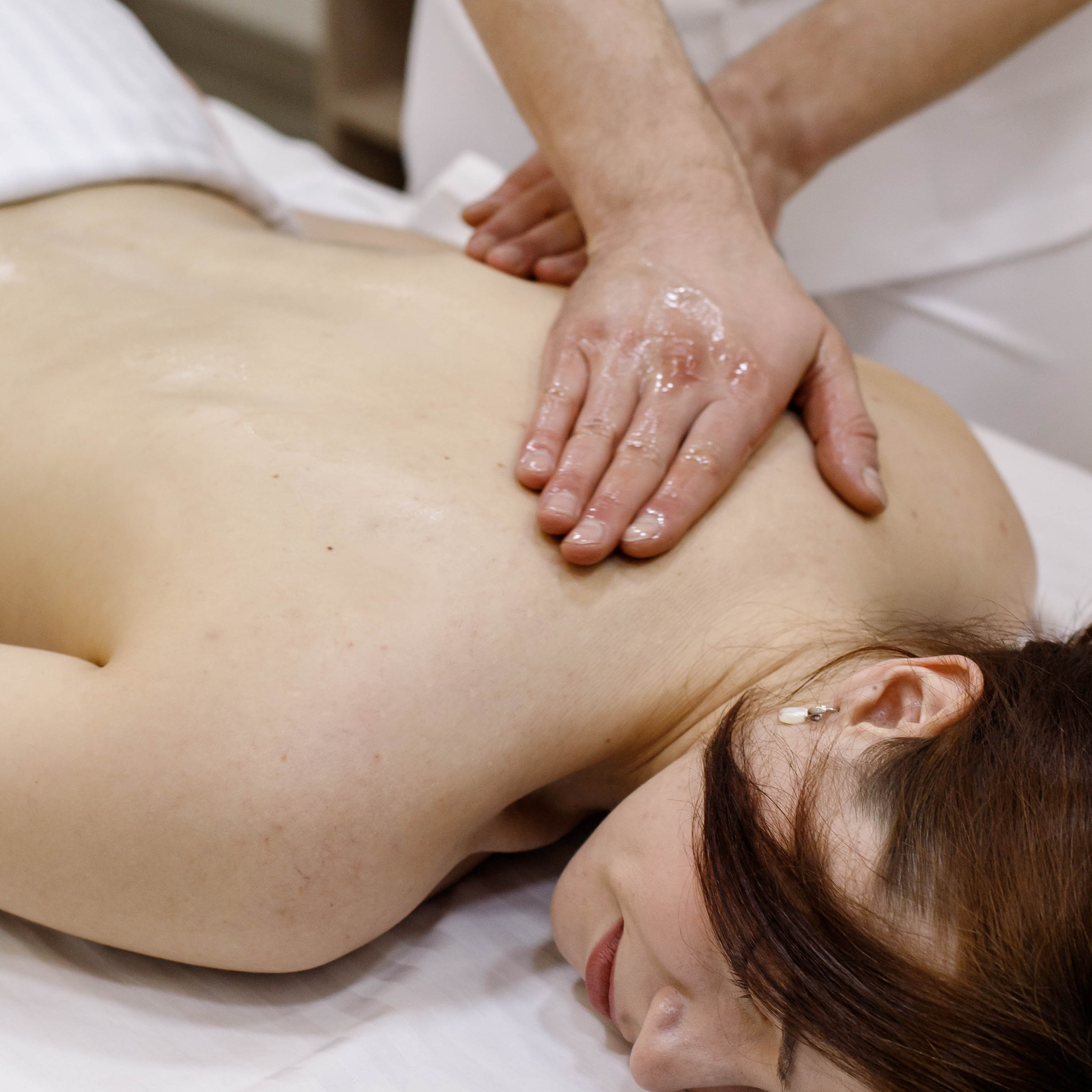 Массаж спины классический, 40 минут