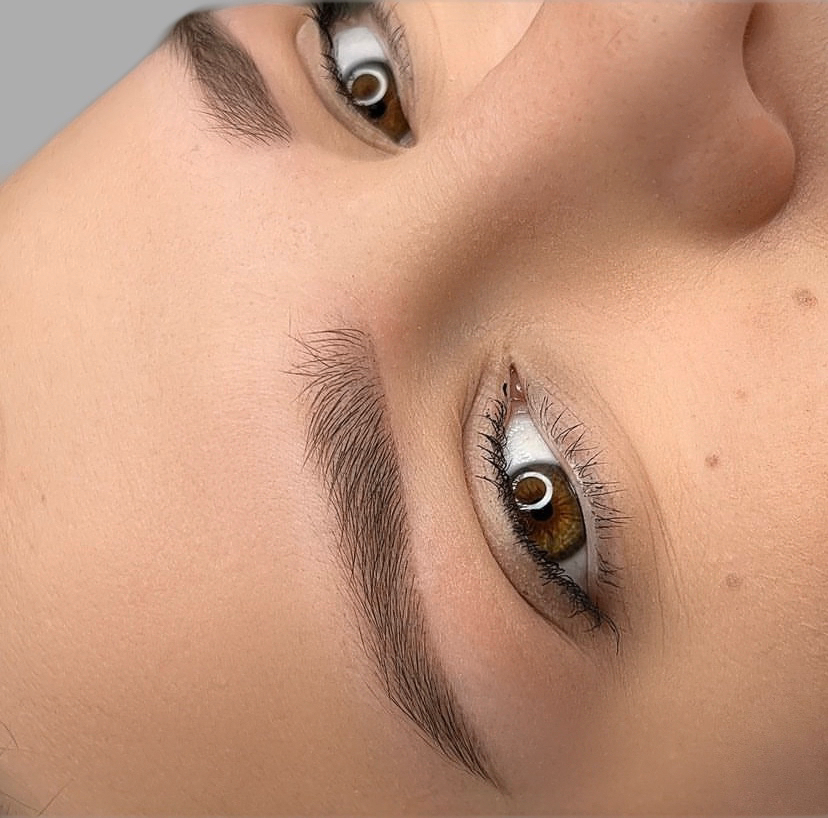 Перманент бровей (1 этап)