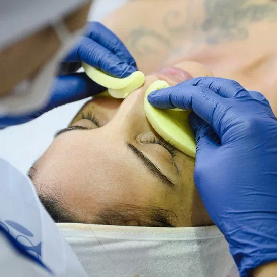 Комплексный уход для лица с массажем  и маской Pleyana( при добавлении пилинга + 1500₽)