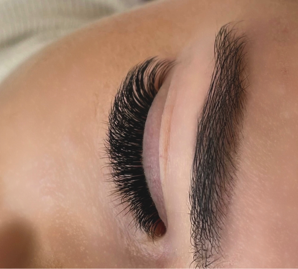 Наращивание ресниц 4.5-5D