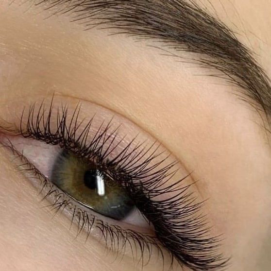 Коррекция ресниц 1,5D объема