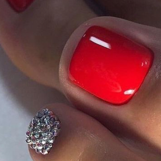 Покрытие пальчиков ног