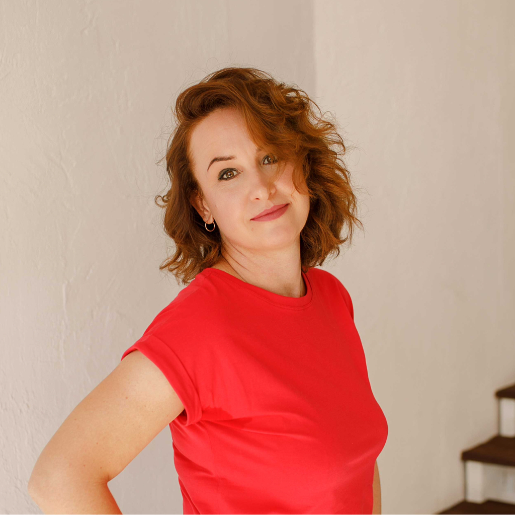 Лена Ковалева