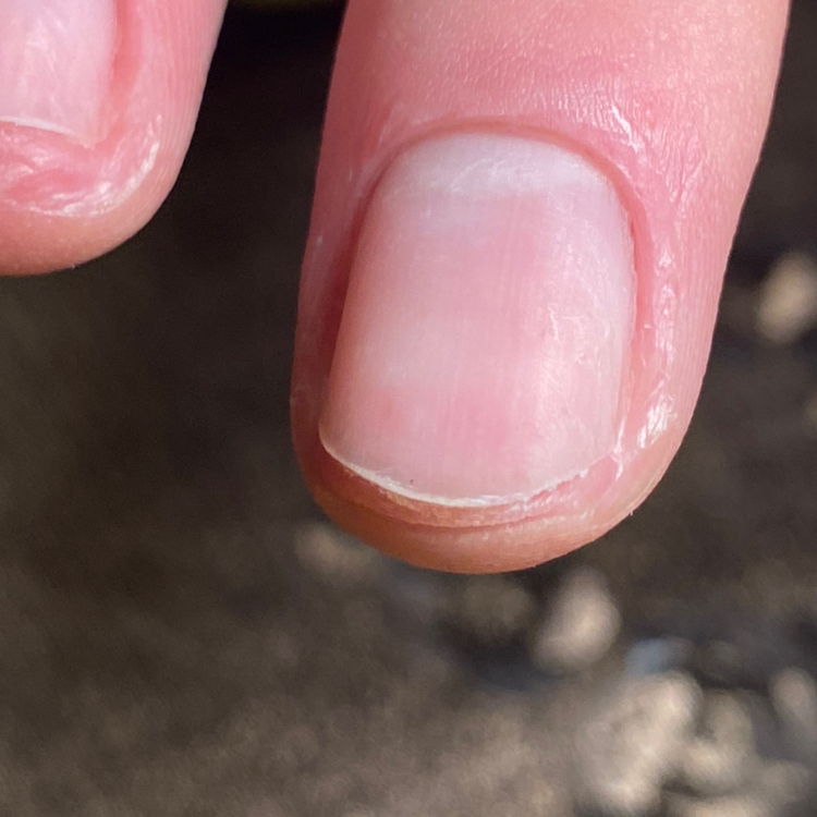 Маникюр мужской