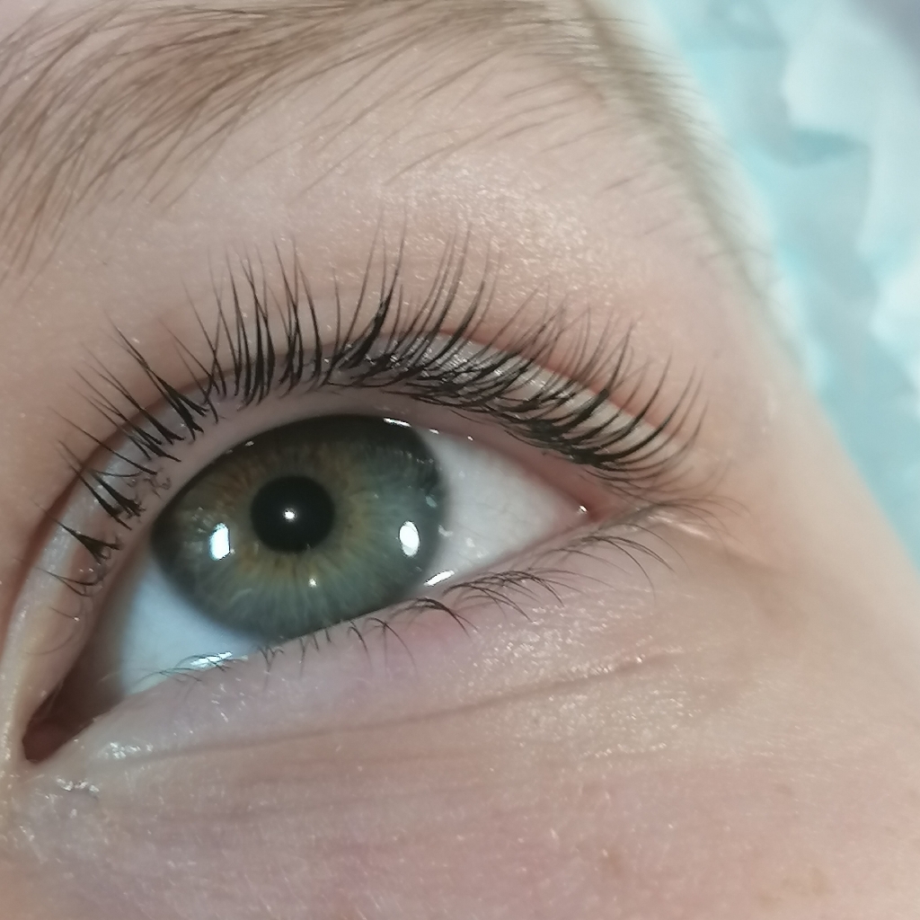 Ламинирование +окрашивание +ботокс ресниц