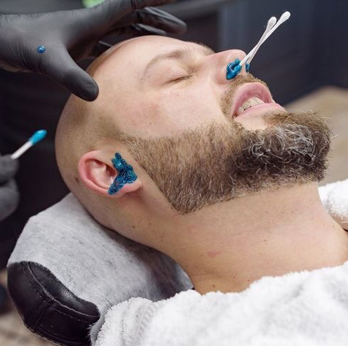 Удаление волос воском