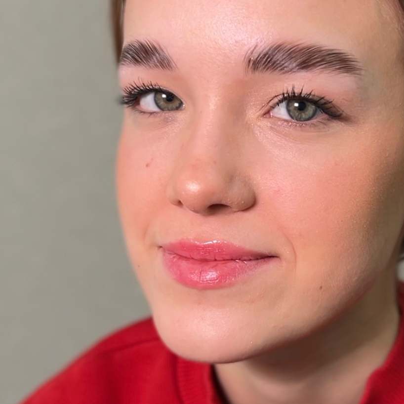 Долговременная укладка бровей без окрашивания