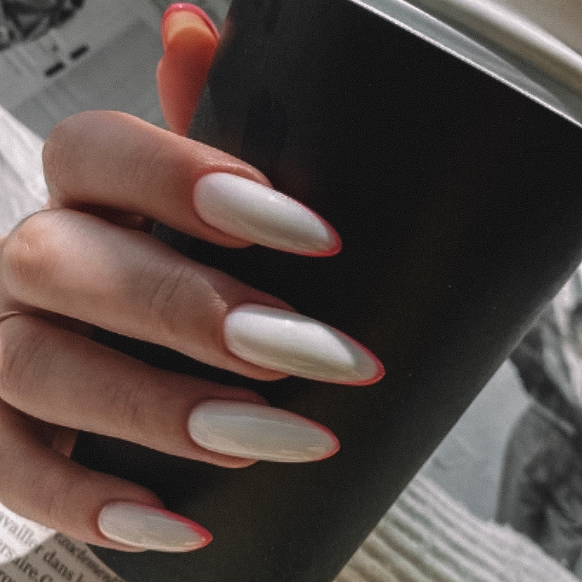 Наращивание ногтей