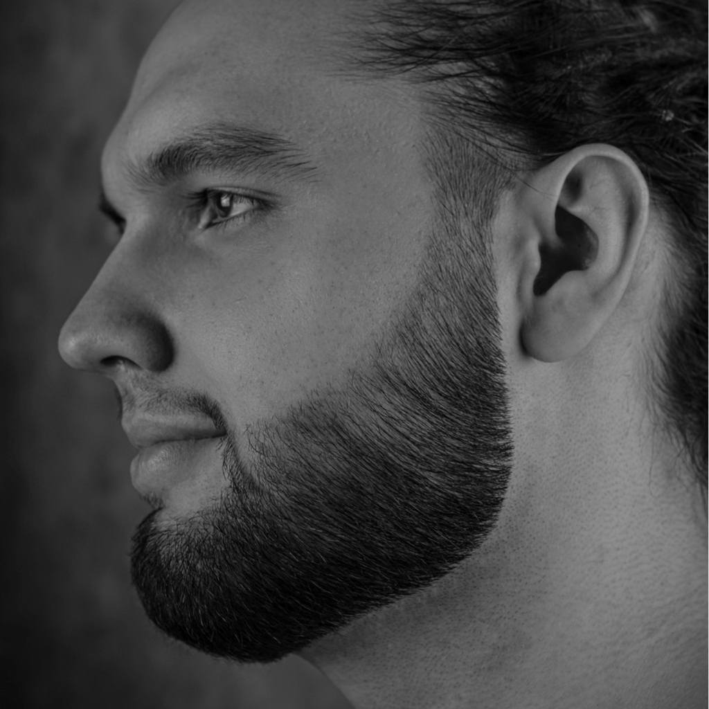 Стрижка бороды и усов