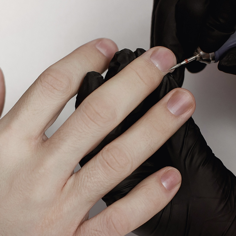 Мужской маникюр без покрытия гель - лаком