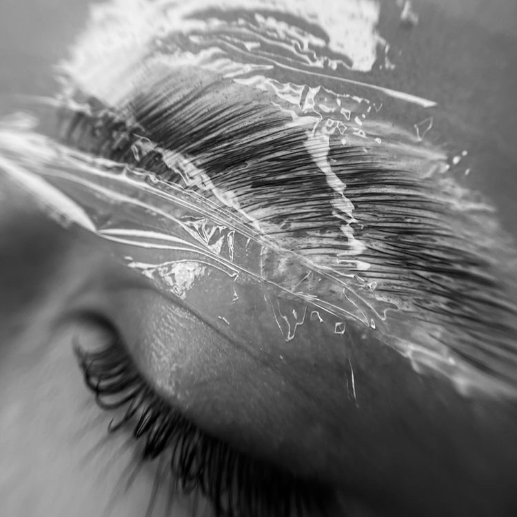 Ламинирование бровей