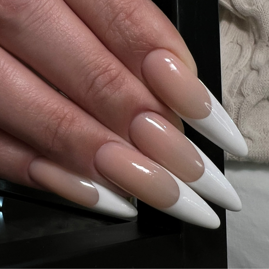 Наращивание ногтей