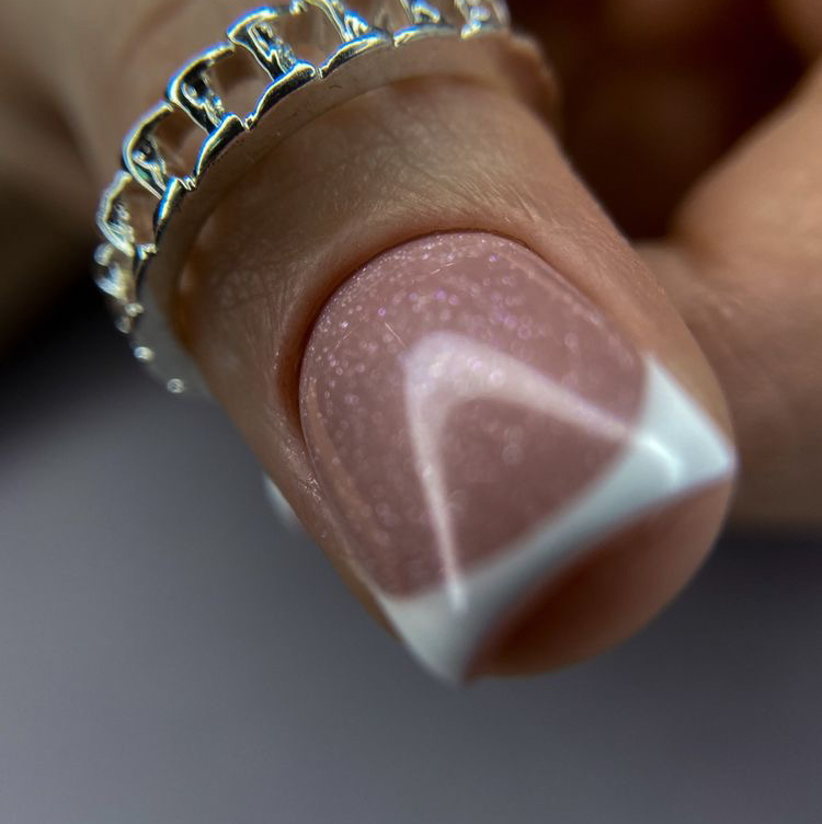 Маникюр комбинированный