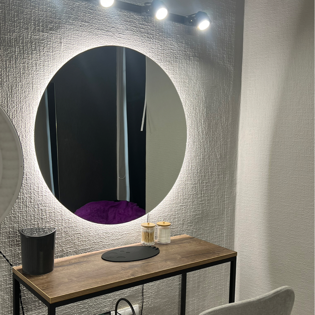 Место №2 (возле стены)