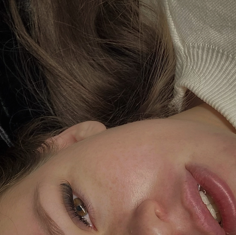 Наращивание ресниц 3D