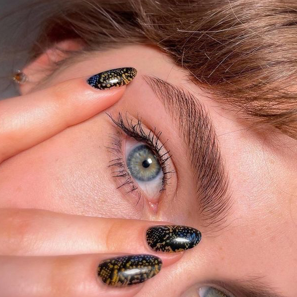 Коррекция+окрашивание бровей