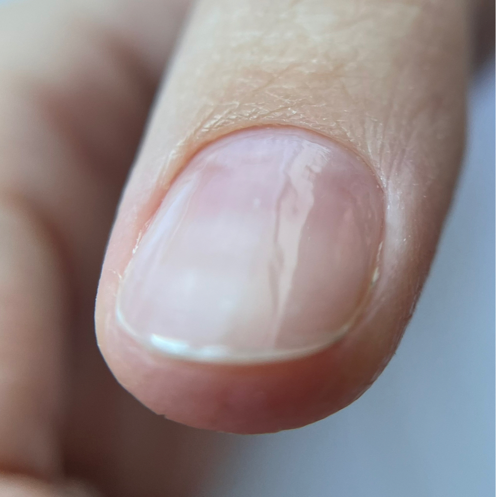 Маникюр без покрытия