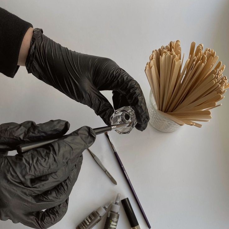 Окрашивание ресниц + botox ресниц
(уход + окрашивание)