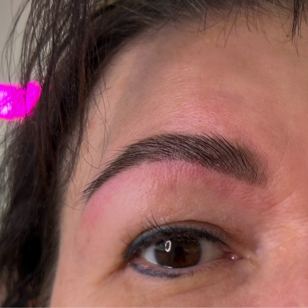 Коррекция+окрашивание бровей