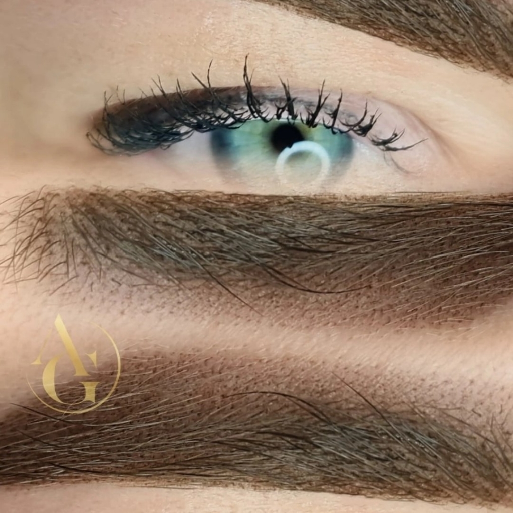 Пудровое напыление бровей