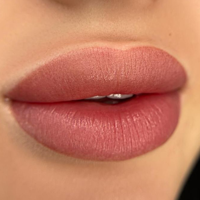 Коррекция перманента губ спустя  1-3 месяца с первой процедуры(Мастер)