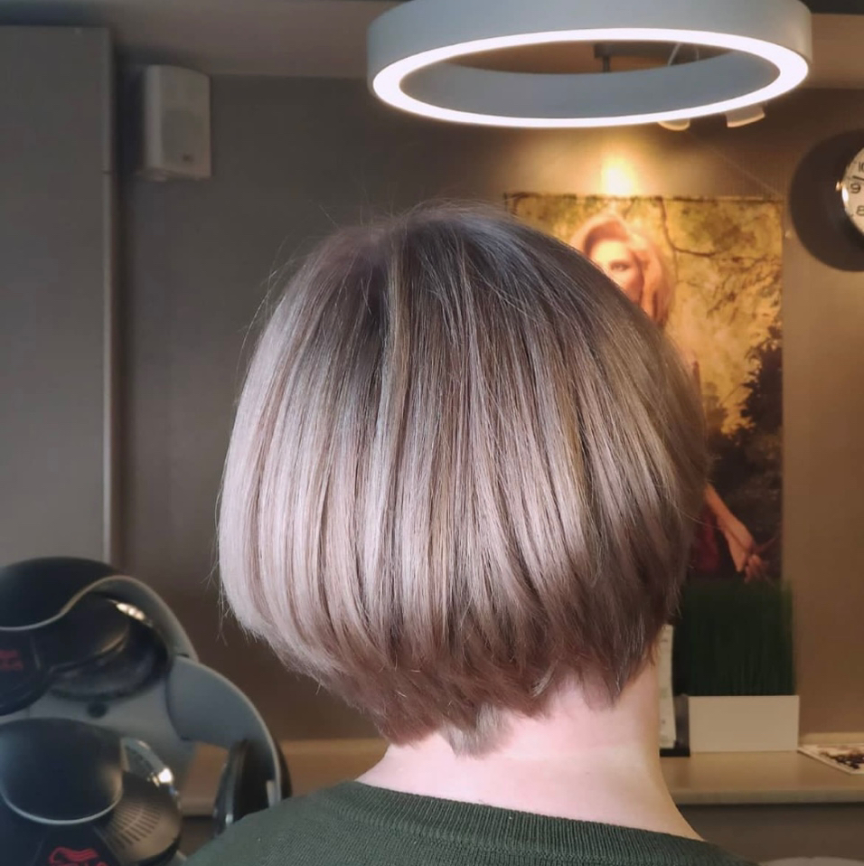 Окрашивание (тон в тон) короткий волос (+300 за густоту)