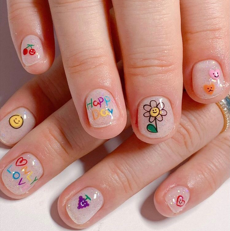 Детский маникюр