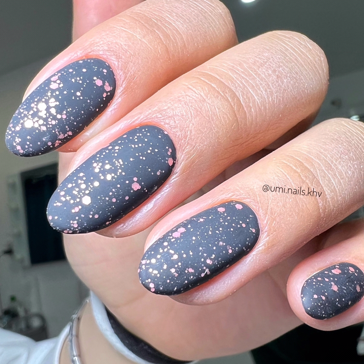 Маникюр с покрытием