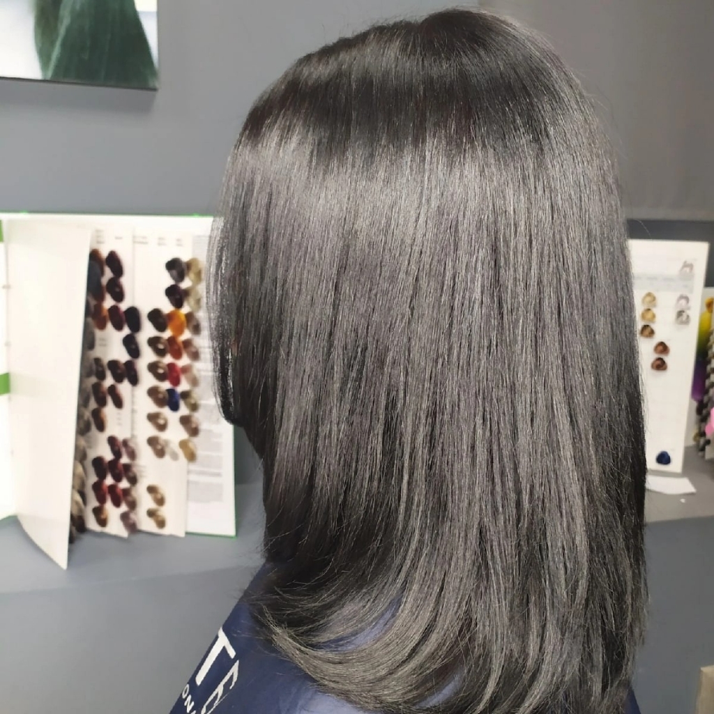 Простое окрашивание.1 Тон.Длинные Волосы