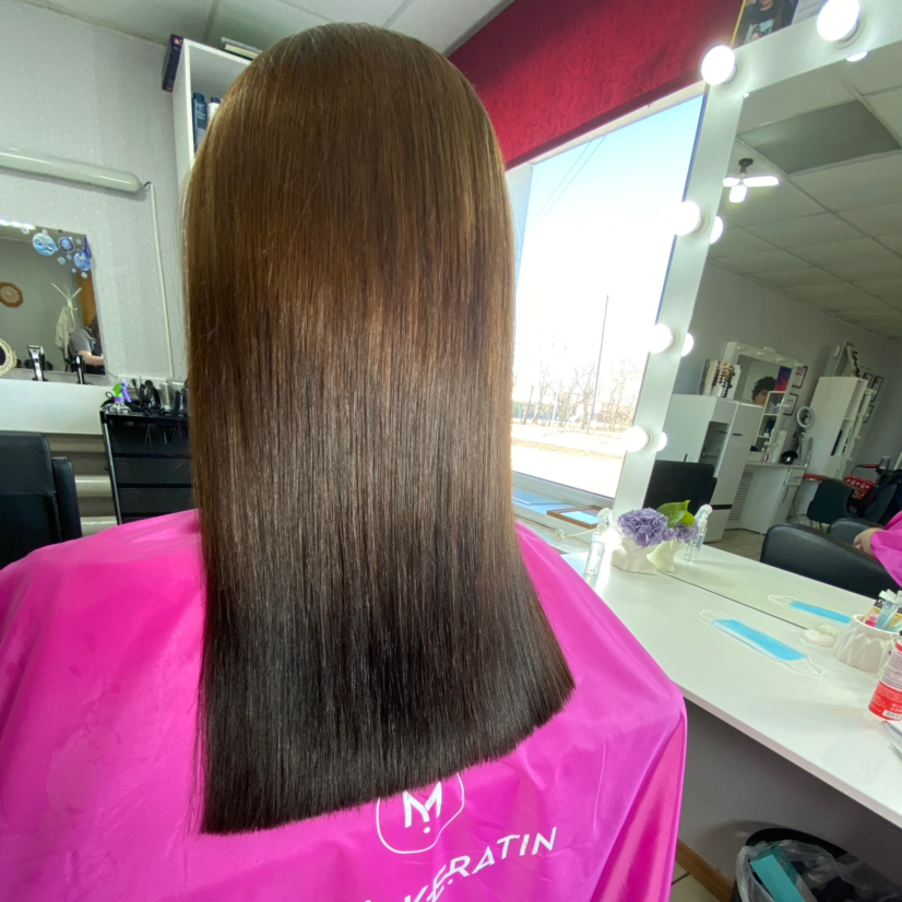Кератиновое выпрямление волос