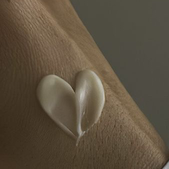 Депиляция усики воск , сахар