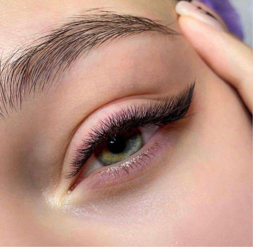 4D наращивание ресниц