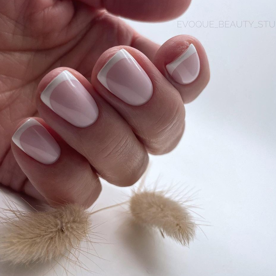 Французский маникюр ИЛИ сложный дизайн  (комби маникюр + покрытие гель-лак)